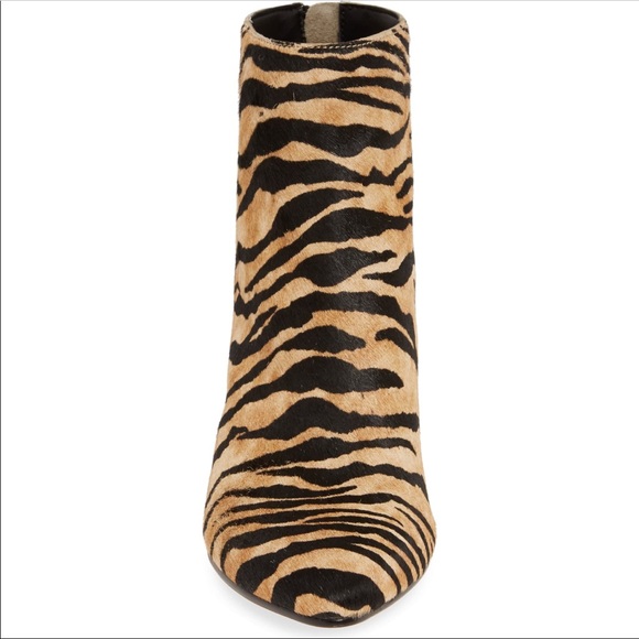 SOLD💕Dolce Vita Coltyn Calf Hair Bootie - Picture 4 of 8